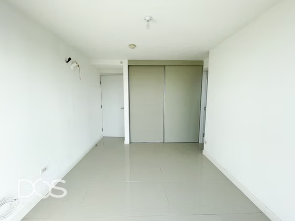 APARTMENT RENTAL WITH WHITE LINE IN THE FOREST
