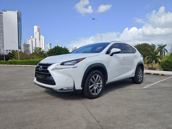 Lexus NX 300 h