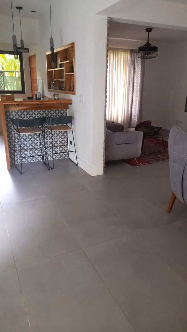 Melissa Foster Luxury Sells Exclusive House in PH Embassy Gardens Clayton MFR1953