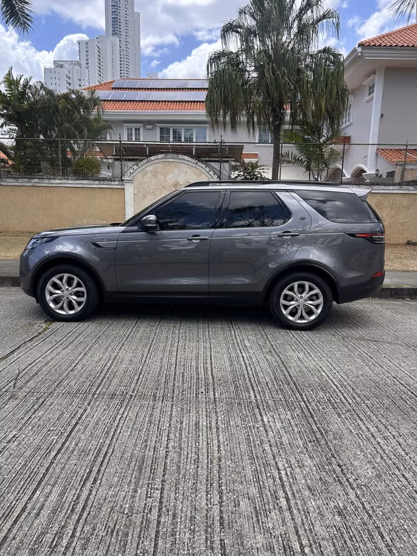 Land Rover Discovery 2018 Kilometraje: 64,949 kms
