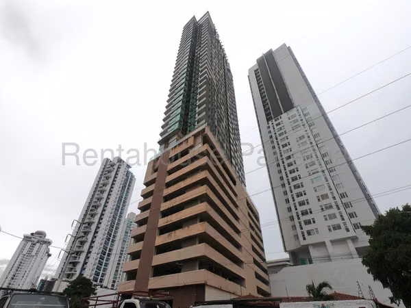 Apartment for Sale in Coco Del Mar