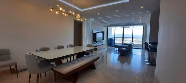 Sell luxury furnished apartment in Santa María of 188 m ² handkey, 22JSS7123