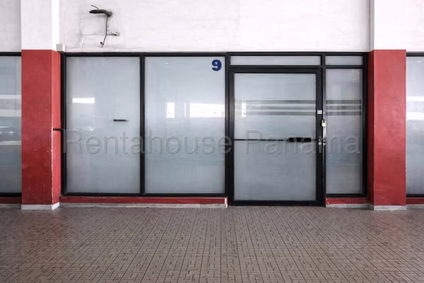 Local Comercial en Alquiler en Chanis JG