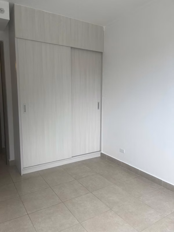 Apartment ready to move - 124; Excellent price - 124; PH Torre Cantabria