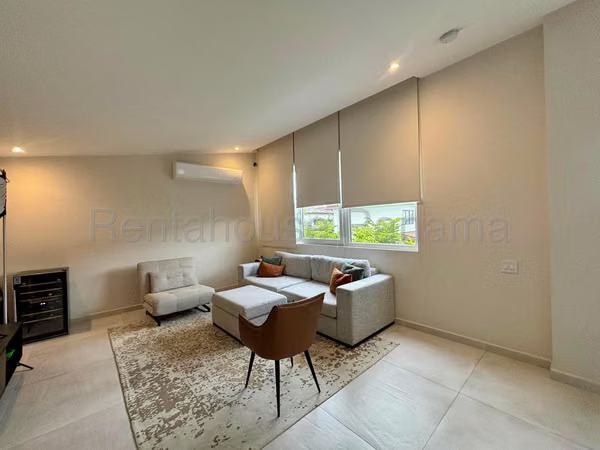 Apartment for Sale in Santa Maria 26jack6009