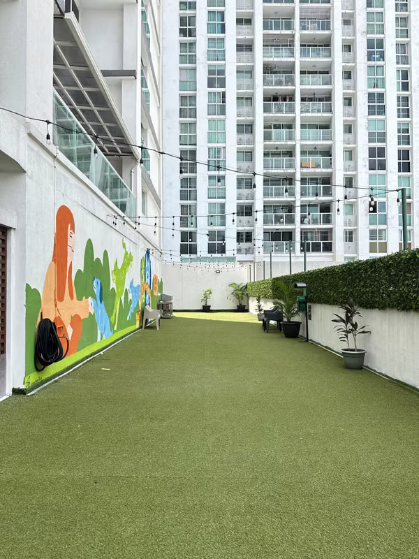Mi Condado: The Center of Your World in Condado del Rey