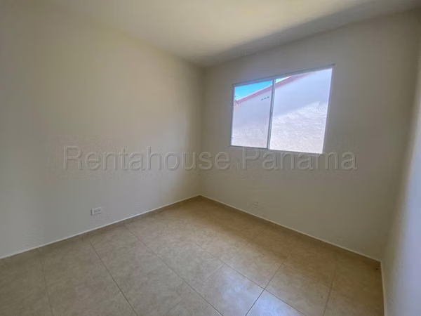 Alquilo Casa Nueva en Arboledas, La Chorrera ABS