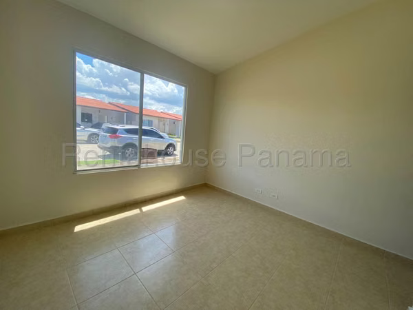 Alquilo Casa Nueva en Arboledas, La Chorrera ABS