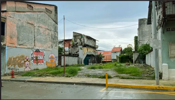 I sell Lot in Old Town