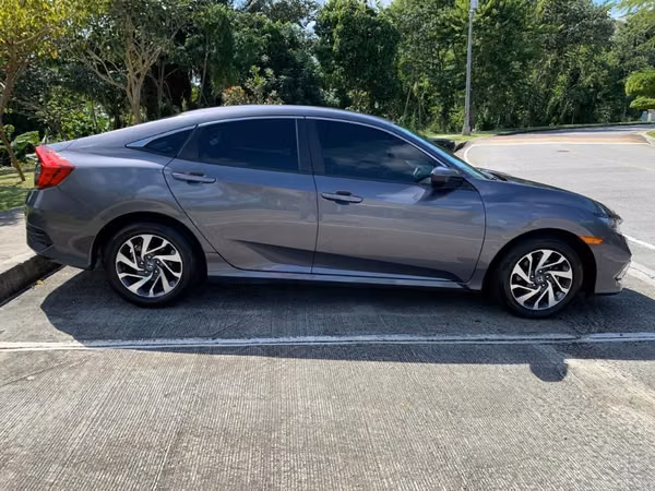 Honda civic 2019 Modelo LX