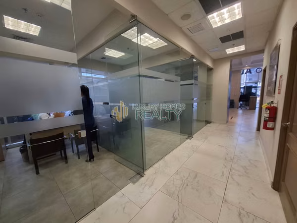 ALQUILER DE LOCAL COMERCIAL EN AV. SAMUEL LEWIS – UBICACIÓN PRIME | $7,600 MENSUAL