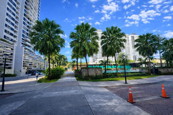 VENTA Condado Country Club 114 m² Remodelado | 3 Rec. | 2 Parking | Listo para Mudarse CBE PRG-02