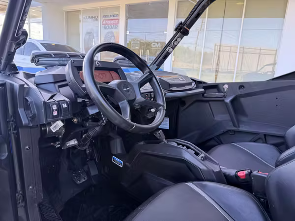 En venta Canam Commander 1000R 2022