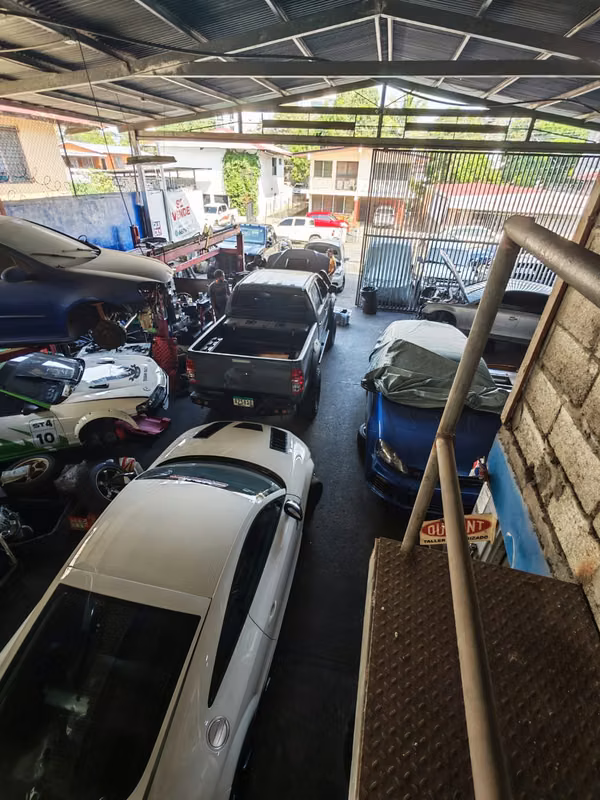 GALERA EN VENTA | CHANIS | 550 M2