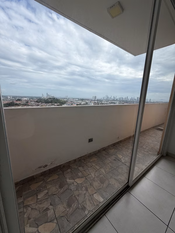 Remate en Venta Apartamento El Crisol Edificio Mystic Valley