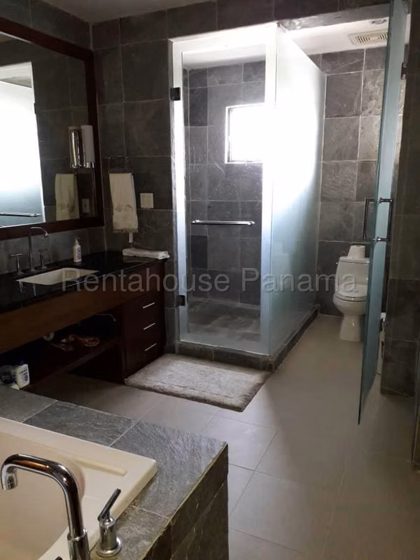 APARTMENT FOR RENT IN BUENAVENTURA MCD25-6317