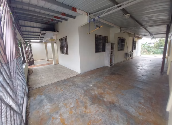 SE VENDE CASA 4 RECÁMARAS 3 BAÑOS EN ALTOS DEL PRADO OFERTA!!