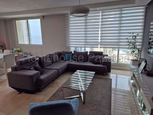 Alquiler de amplio apartamento de 2 niveles en Punta Pacifica full amoblado 26JSS7259