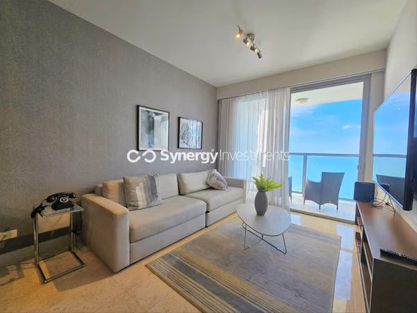 Apartamento en Alquiler en Avenida Balboa
