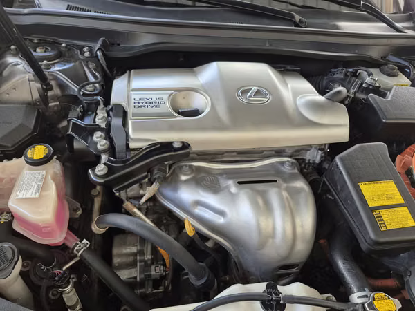 Lexus  ES300h 2014