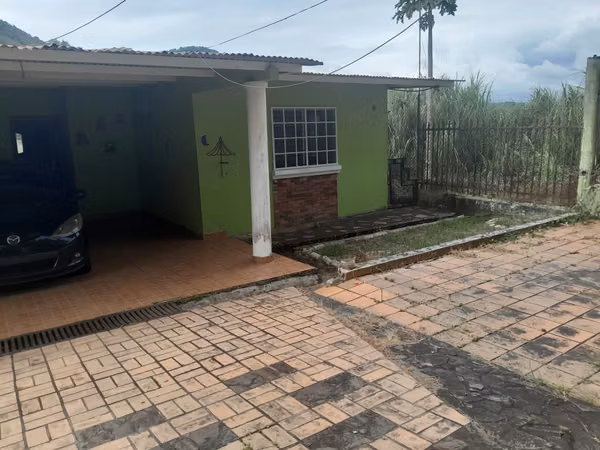 Spacious and beautiful house for sale in Las Cumbres