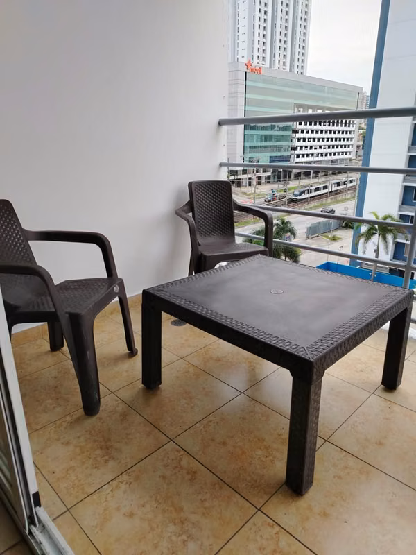 Vendo Apartamento 89m² en PH Cosmopolitan Tower /  2 Recámaras | Balcón | Área Social