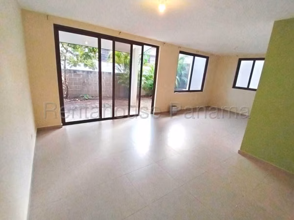 ALQUILER DE CASA EN GARDENIAS BRISAS DEL GOLF HQ