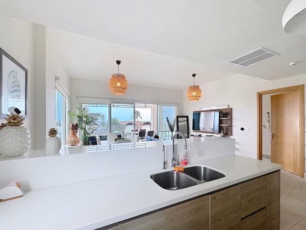 Venta de apartamento en Playa Escondida Colon