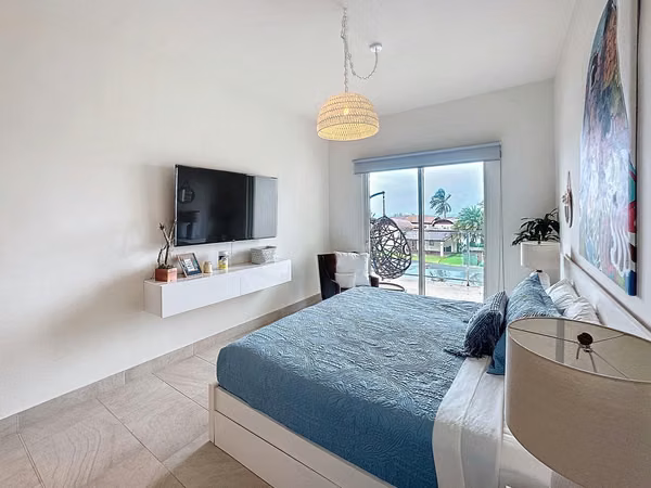 Venta de apartamento en Playa Escondida Colon