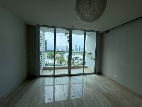 Selling Apartment at the Regent Costa del Este