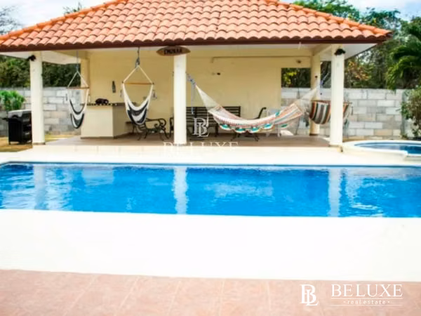 ALQUILER DE CASA CON PISCINA EN RESIDENCIAL MALIBU, PLAYA GORGONA (6)