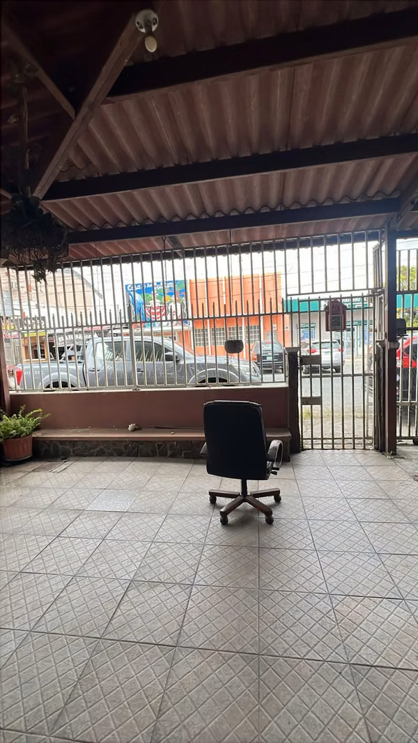 House for sale in La Chorrera - 124; 302 m ² in front of main track
