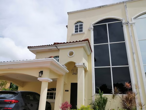 Casa en Venta en Clayton MPM 25-8979