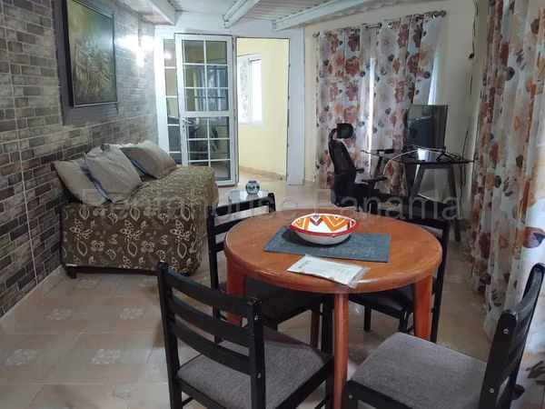 VENTA DE LOTE CON CABAÑA EN ALTOS DE  CERRO AZUL HQ