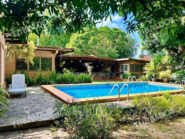 House for Sale in Las Cumbres