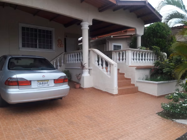 For Sale: Beautiful Chalet in Brisas del Golf