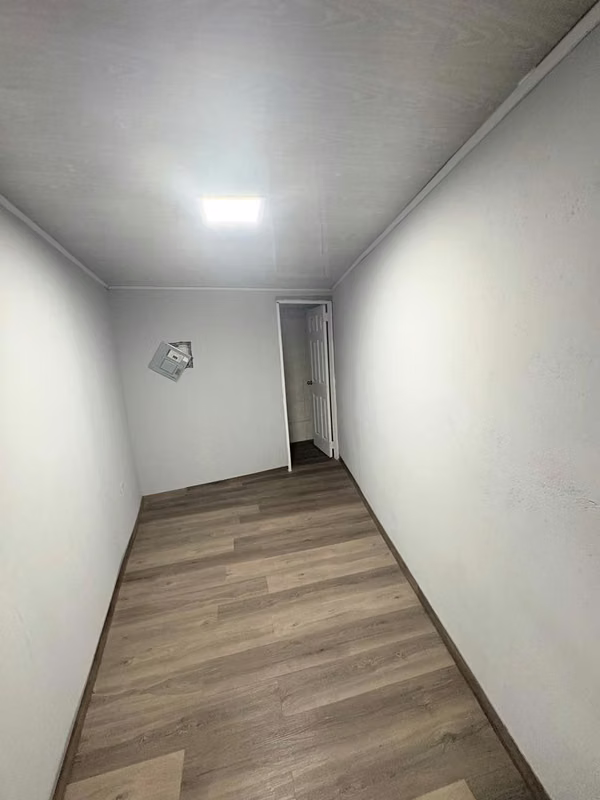 LOCAL COMERCIAL / OFICINA EN PARQUE LEFEVRE – UBICACIÓN ESTRATÉGICA