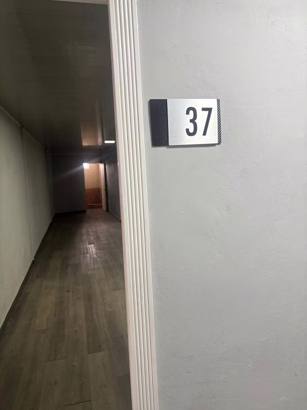 ALQUILO LOCALES COMERCIALES / OFICINAS EN PARQUE LEFEVRE– UBICACIÓN ESTRATÉGICA