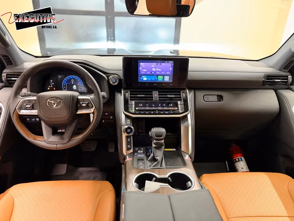 TOYOTA LAND CRUISER LC300