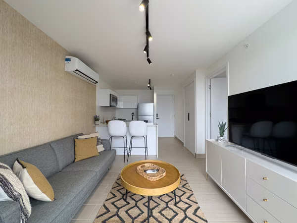 Exclusive sale furnished apartment in PH Living 73