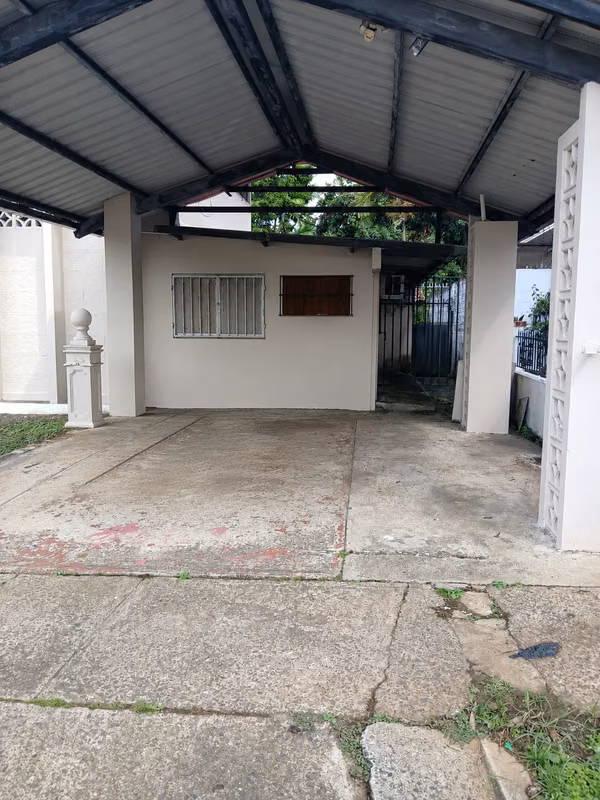 House for Sale in Betania, Los Angeles