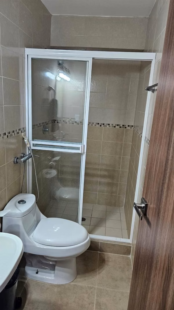 BEACH APARTMENT FOR SALE OR RENT