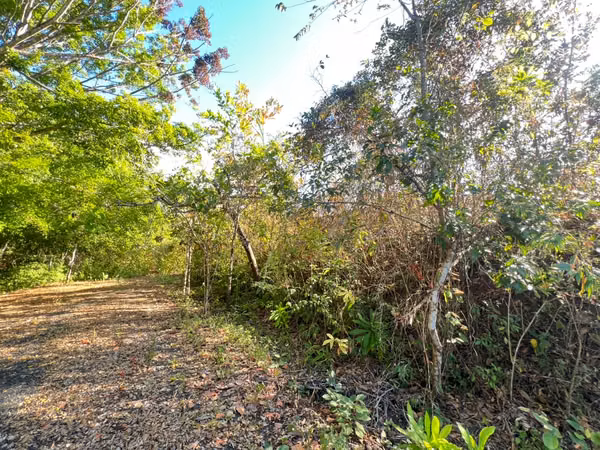 LAND FOR SALE – CERRO AZUL, HACIENDA COUNTRY CLUB L-6