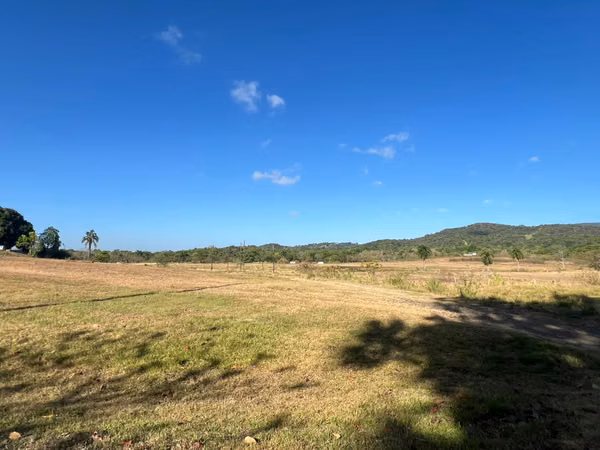 LAND FOR SALE – CERRO AZUL, HACIENDA COUNTRY CLUB L-6