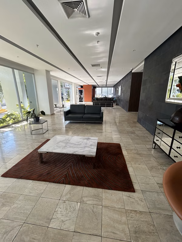 Se vende Apartamento en San Francisco / 171 mts2 / 3 rec / 3.5 baños / cbe / balcón