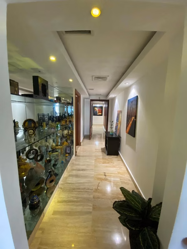 600 m2 PAITILLA 5 REC 5 BA 3 PARKING - cercano a Punta Pacifica, Avenida Balboa, Marbella