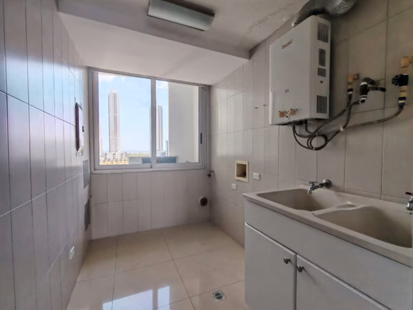 SALE APARTMENT · PH ELEVATION TOWER ¥124; WIDE AND WITH VIEW