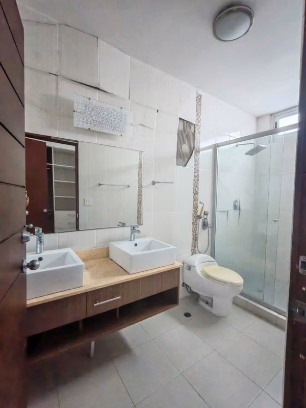 SALE APARTMENT · PH ELEVATION TOWER ¥124; WIDE AND WITH VIEW