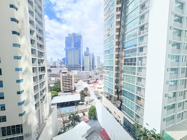 SALE of BRAND NEW apartments in Paitilla, new building