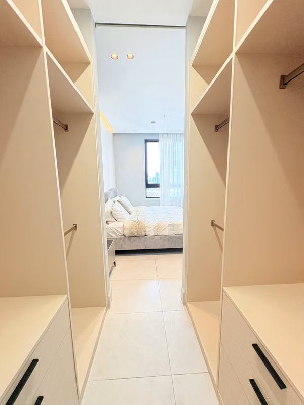 SALE of BRAND NEW apartments in Paitilla, new building